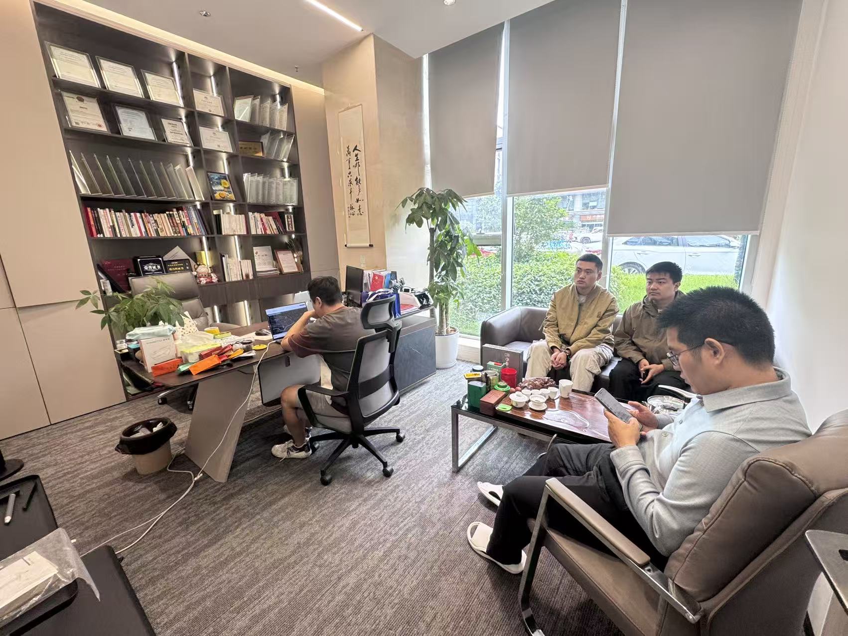 天启明通-新闻-天启明通与头部高新技术机构开展机器人技术交流,持续深化智能化服务能力